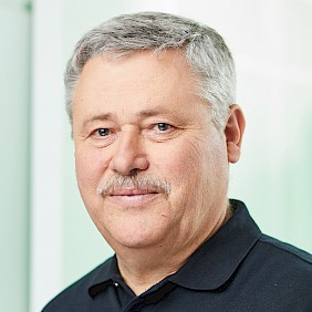 Dr. Stefan Wostratzky